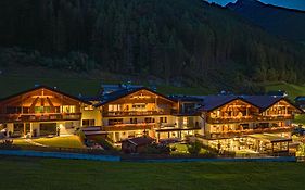 Martinshof Berg Herz Hotel